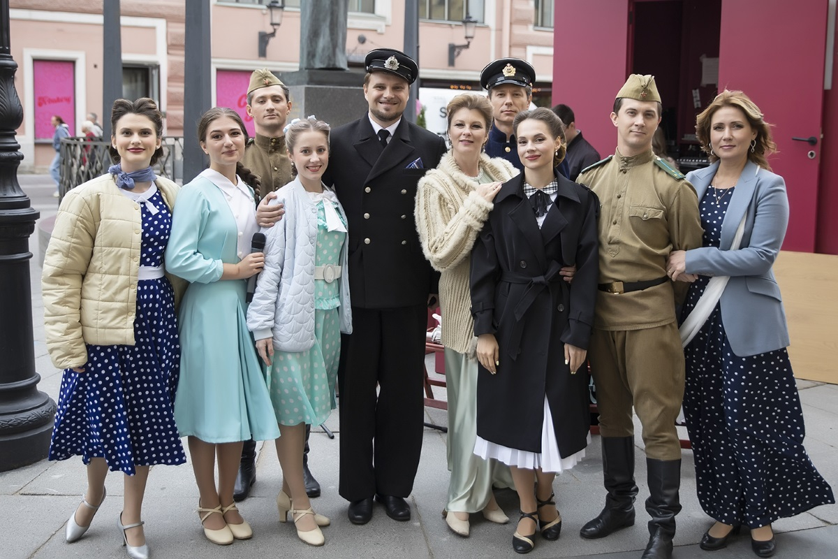 Концерт в рамках фестиваля «Театральный Петербург на Книжных аллеях»