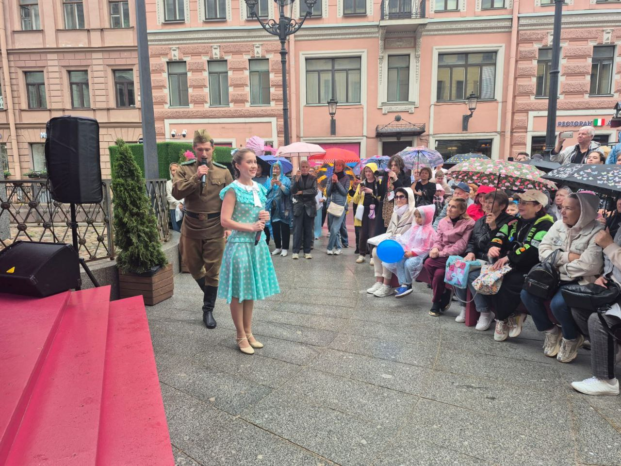 Концерт в рамках фестиваля «Театральный Петербург на Книжных аллеях»