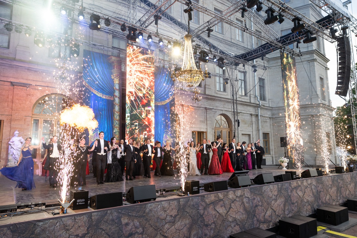 Гала-концерт в Гатчинском парке Гала-концерт в Гатчинском парке