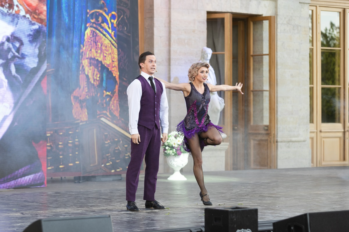 Гала-концерт в Гатчинском парке. Роман Вокуев и Елизавета Белоусова Гала-концерт в Гатчинском парке. Роман Вокуев и Елизавета Белоусова