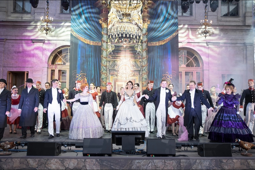 "Граф Люксембург" в Гатчинском парке "Граф Люксембург" в Гатчинском парке