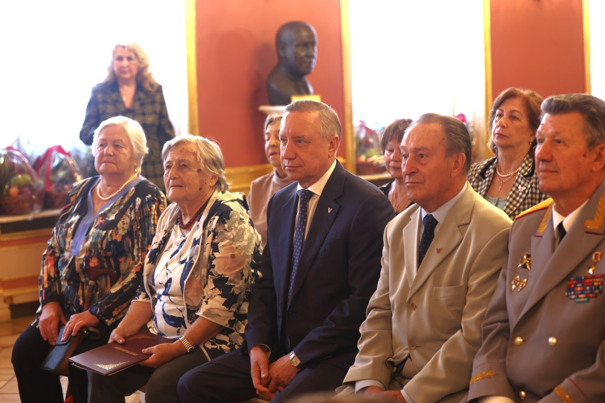 Торжественное собрание, посвященное 80-летнему юбилею Государственного мемориального музея обороны и блокады Ленинграда Торжественное собрание, посвященное 80-летнему юбилею Государственного мемориального музея обороны и блокады Ленинграда