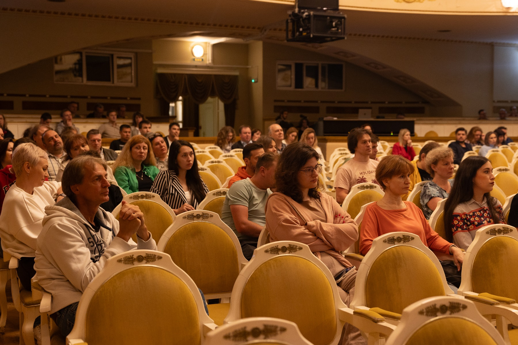 Сбор труппы